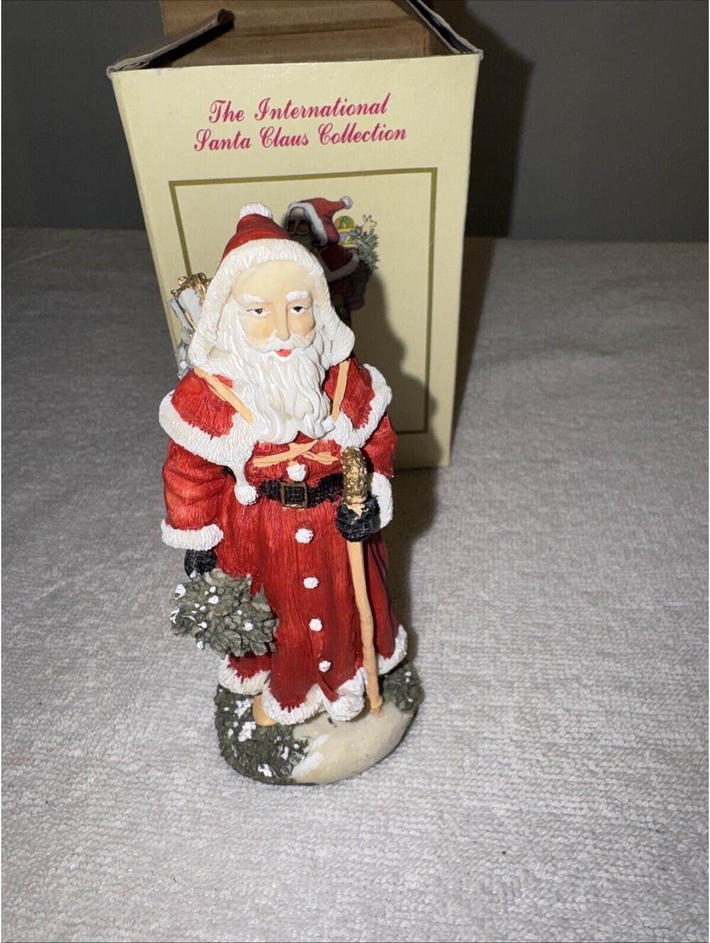 THE INTERNATIONAL SANTA CLAUS COLLECTION - PERE NOEL FRANCE FIGURINE WITH BOX